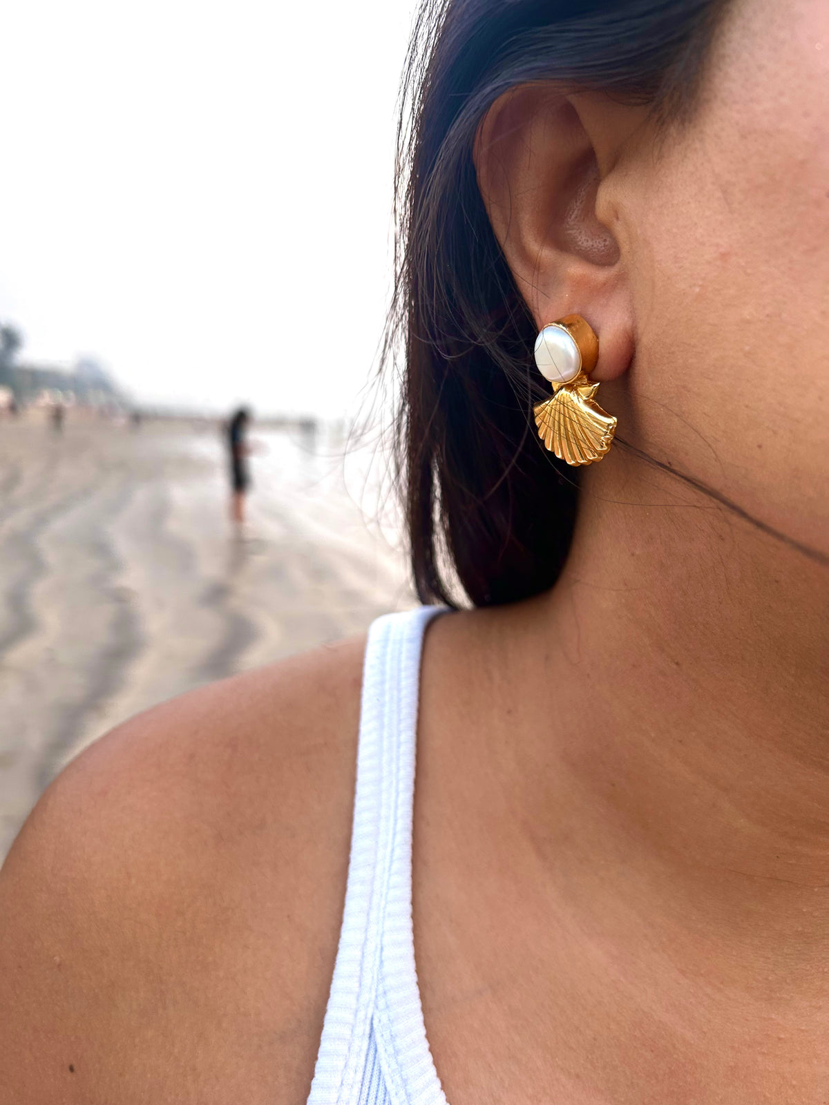 Oyster luxe Studs