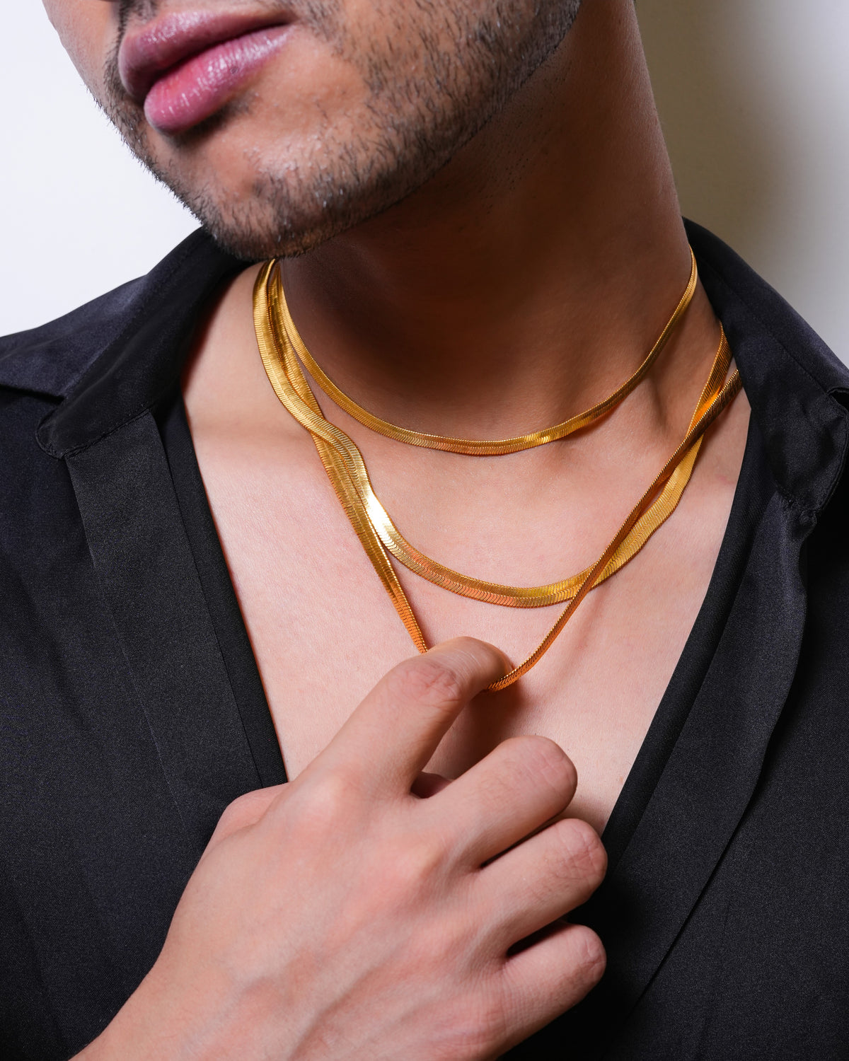 Sleek Serpent Chain