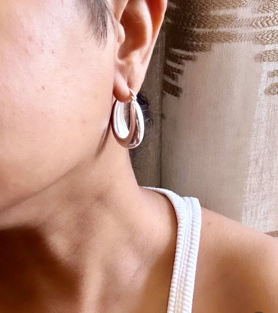 Timeless Oval Hoops